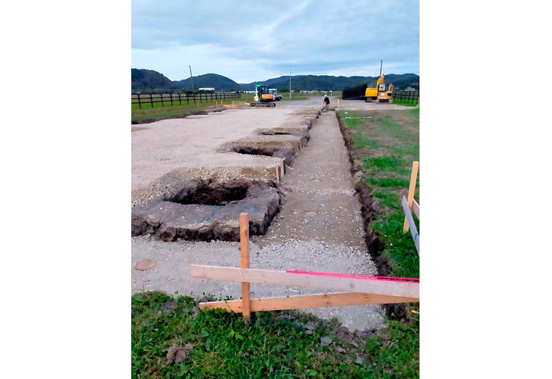 日高町 馬の厩舎基礎工事05